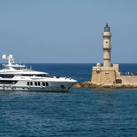 Leo Chania (Crete)